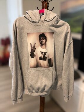 The Smiths “The Queen Is Dead” Graphic Hoodie Gray Gildan  XL Indie Band